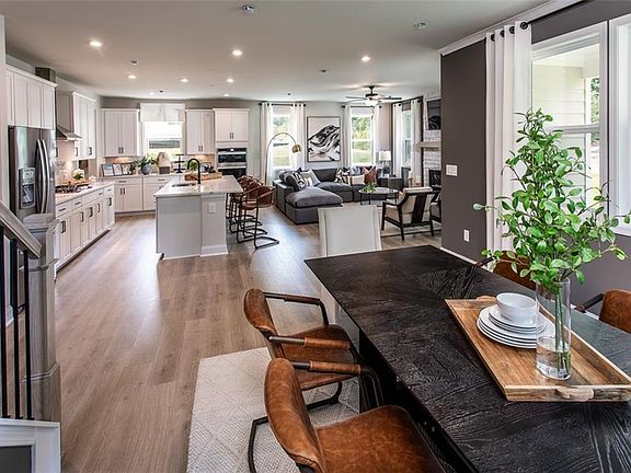 7th image of this home