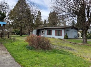 1322 NW Conklin Ave, Grants Pass, OR 97526