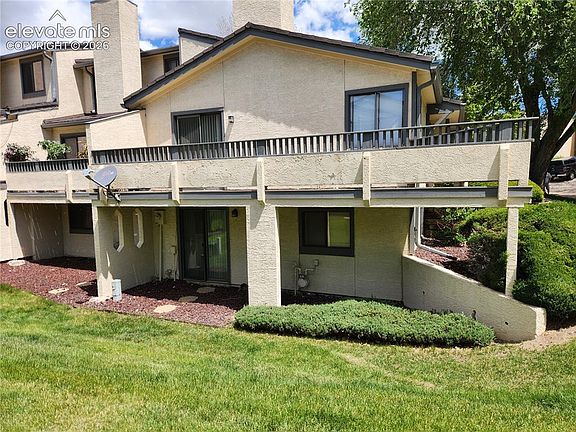 2nd image of 4540 Castlepoint Dr