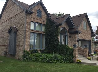 7263 Dyke Rd, Algonac, MI 48001