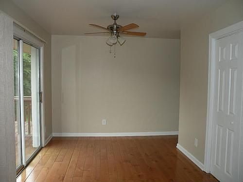 3rd image of 303 Vista Ave