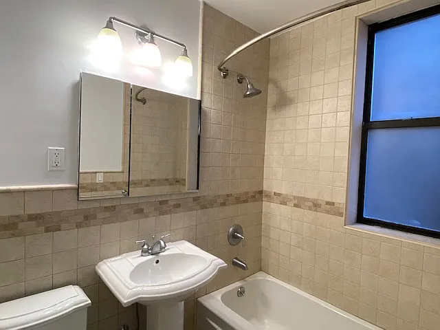 501 W 110th St #2G — Photo 10