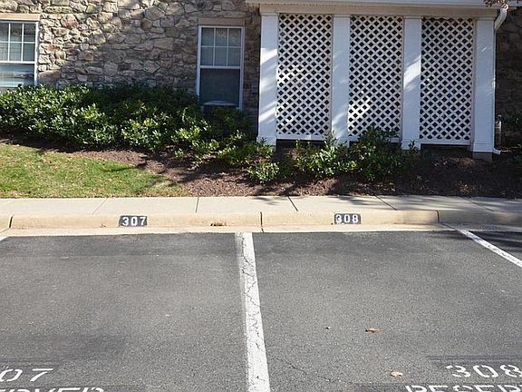 5th image of 5126 Brittney Elyse Cir APT H