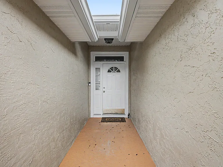1850 Newman Ln — Photo 5