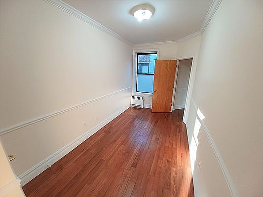 5th image of 469 17th St APT 4L