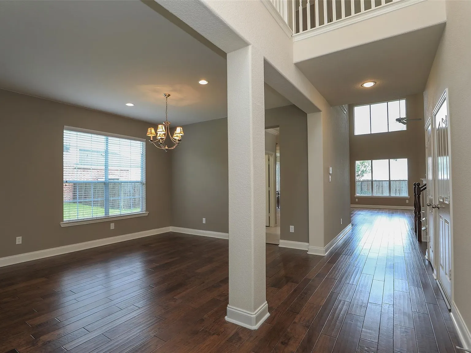 4 bed, 2.5 bath, 2786 sqft, $2,500 — Photo 4