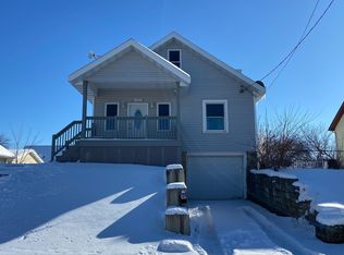 930 Cleveland Ave, Dubuque, IA 52003