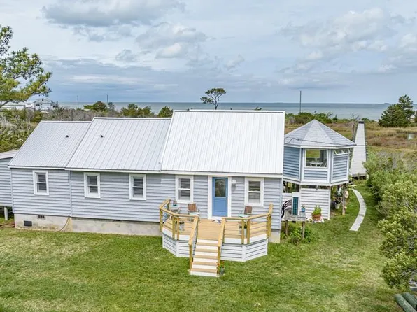 14397 Broadway Rd, Onancock, VA 23417