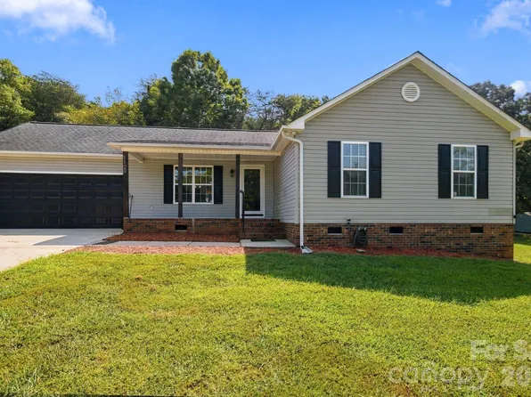 1129 Lyndsey Brooke Ct, Lincolnton, NC 28092