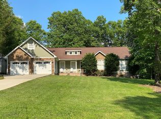 207 Falling Leaf Rd, Jamestown, TN 38556