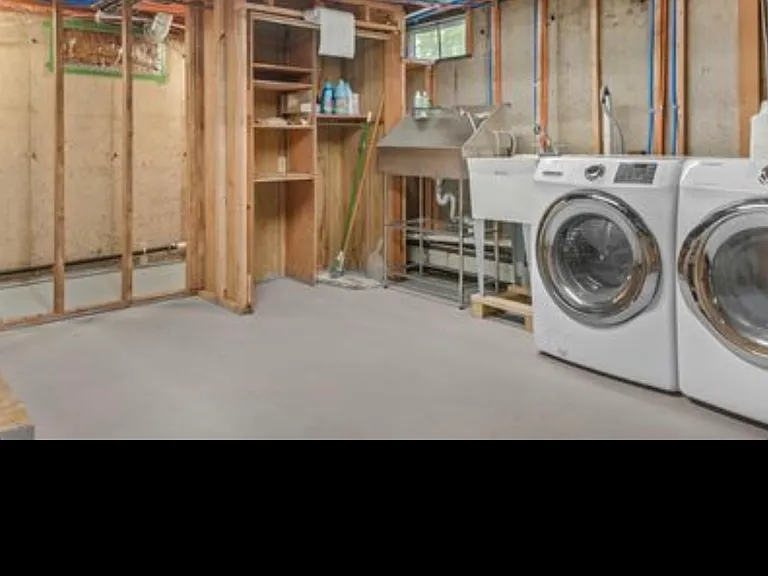 6036 Leora Ln — Photo 27