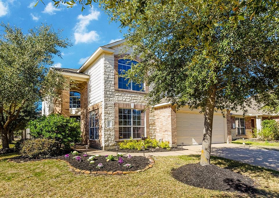 1st image of 6346 Applewood Forest Dr