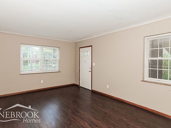 3rd image of 1131 Cherevilla Ln