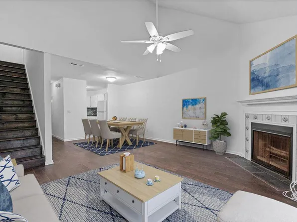 3 Townpark Ln APT D, Charleston, SC 29412