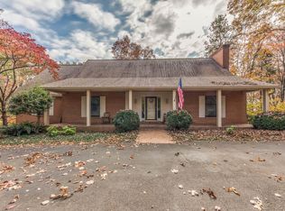 300 Shaw Ferry Ln, Lenoir City, TN 37772