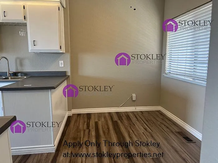 2 bed, 1.5 bath, 1206 sqft, $2,995 — Photo 2