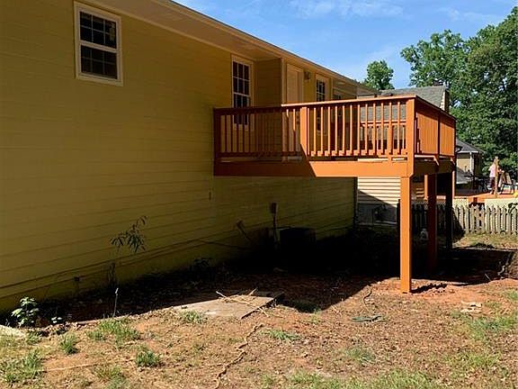 3rd image of 3925 Creek Water Ct