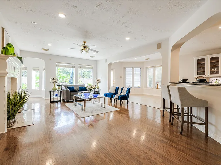 5706 Cielio Bay Ct — Photo 9