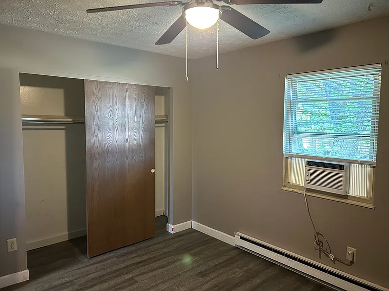 1722 Bluff Pl #4 — Photo 9