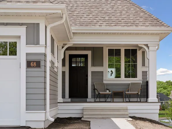 68 Spring Farm Rd, North Oaks, MN 55127