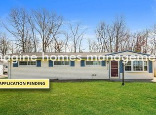 9247 Cranbrook Dr, Northfield, OH 44067