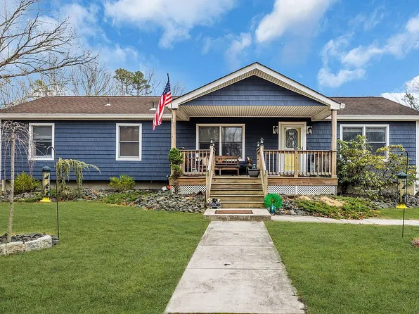 292 Lanes Pond Rd, Howell, NJ 07731