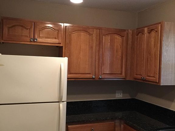 5th image of 2311 Whittier St