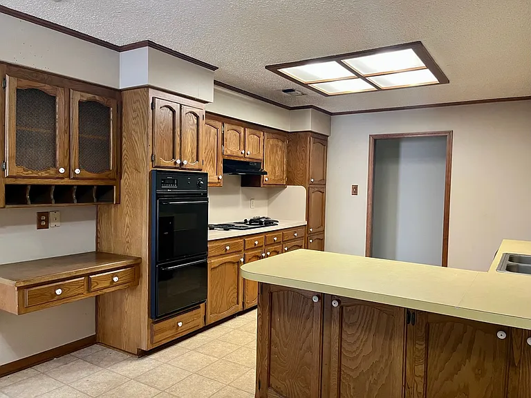 5113 Sandy Ridge Dr — Photo 4