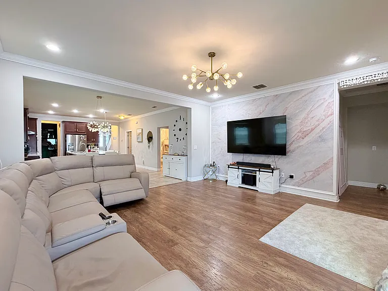 2916 Chantilly Ave — Photo 17