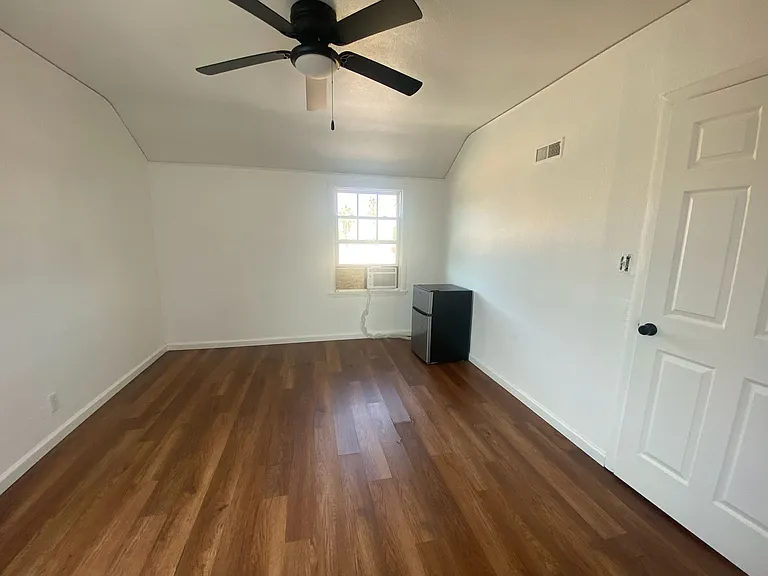 5193 El Paraiso Ave — Photo 1