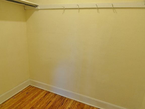 3rd image of 2915 W Estrella St APT 7