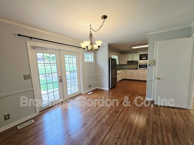6468 Thunderbird Dr — Photo 5