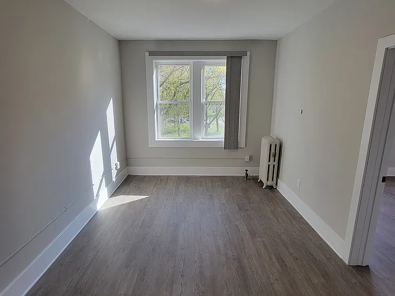192 Kensington Ave #401 — Photo 5