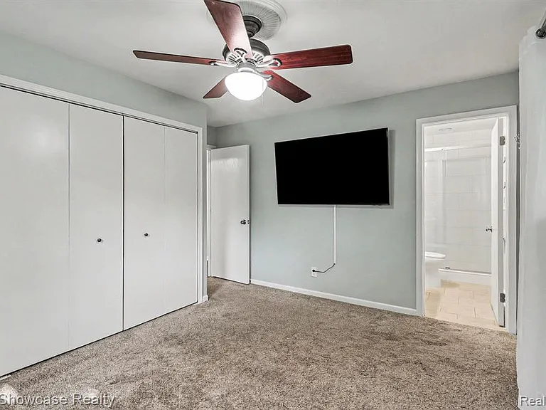 2572 Ridge Rd — Photo 10