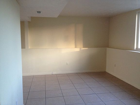 5th image of 1782 Baroness Pl #A-b
