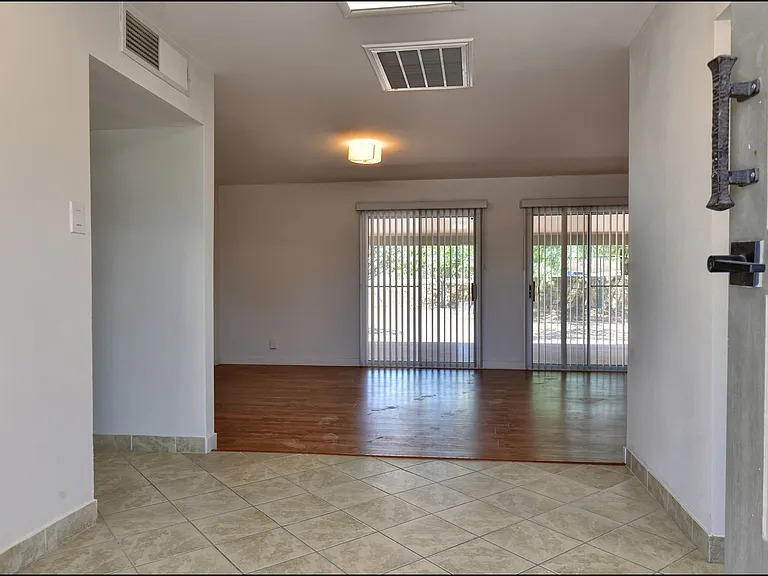3807 Waymore Dr — Photo 4