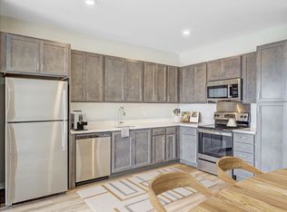 Peregrine, Minneapolis, MN 55411