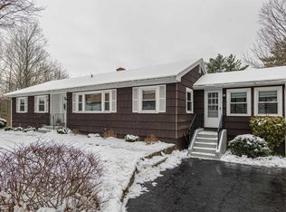 5 Maple Avenue, Atkinson, NH 03811