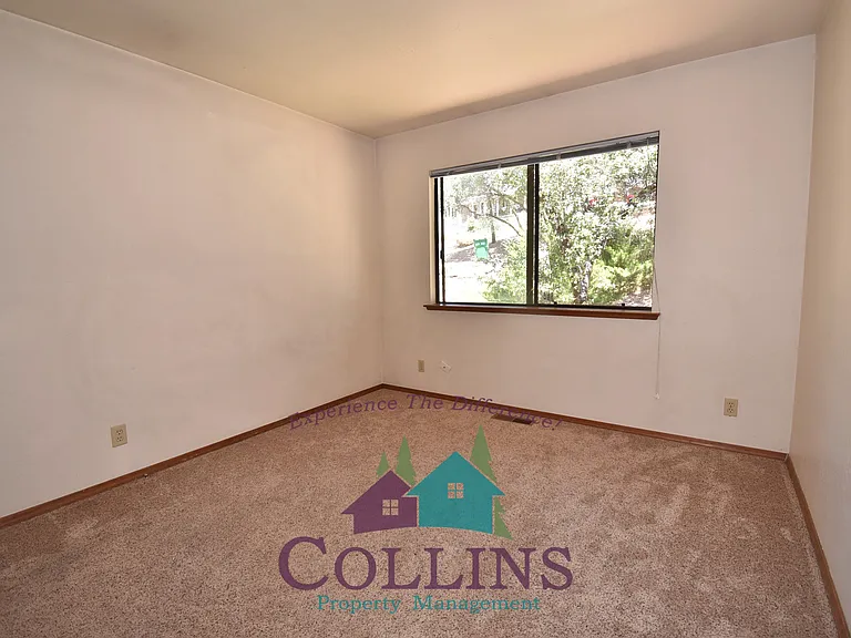 20468 Chaparral Cir — Photo 12