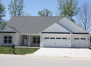 2109 Foxfire Ln, Kokomo, IN 46902