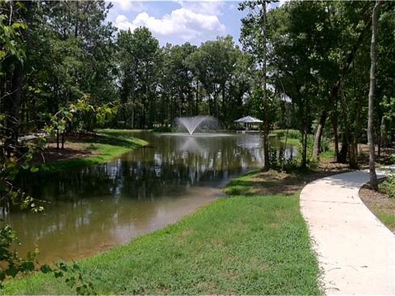 Beautiful Community of Oakhurst @ Kingwood!