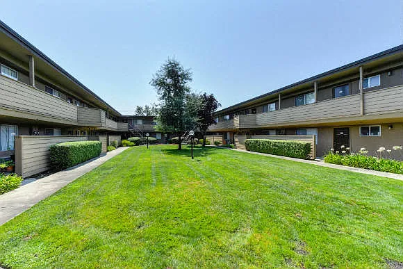 Community Courtyard