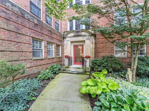 13720 Shaker Blvd APT 401, Cleveland, OH 44120