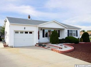 1 Garrett Rd, Toms River, NJ 08757