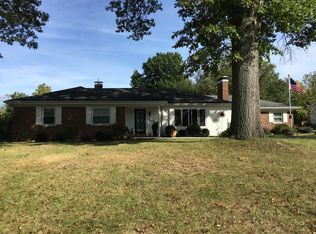 8252 Lynnehaven Dr, Cincinnati, OH 45236