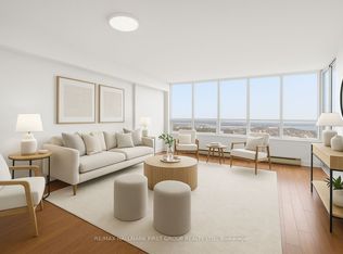 150 Alton Towers Cir #908, Toronto, ON M1V 4X7