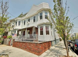 600 17th St, Union City, NJ 07087