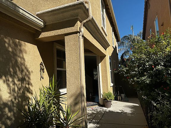 4th image of 761 Kiwi St