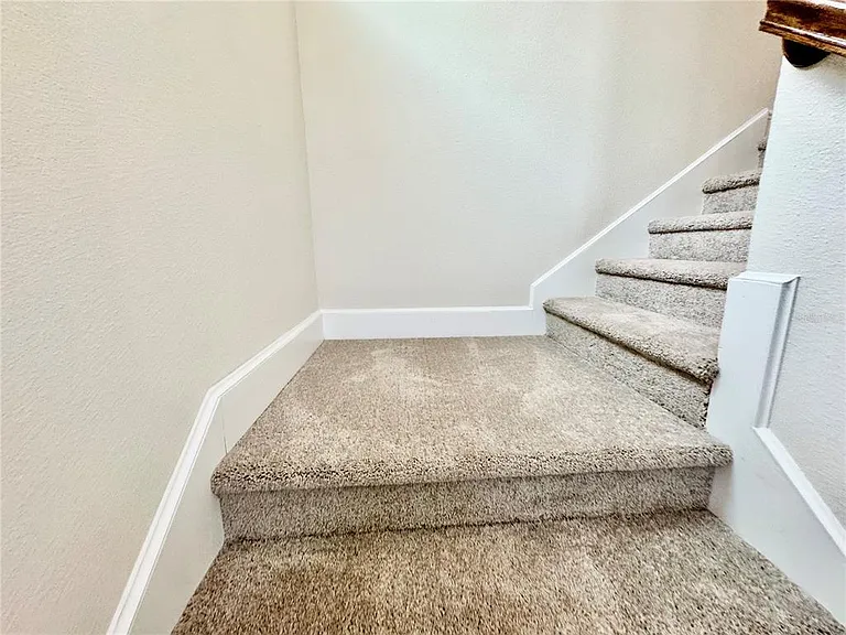 7208 Milestone Dr — Photo 40