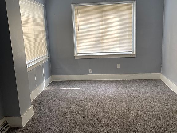 3rd image of 3751 Blaine St #1